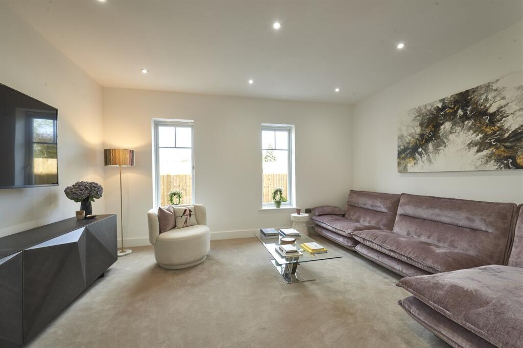 5 bedroom detached house for sale in Hale Road, Hale, WA15